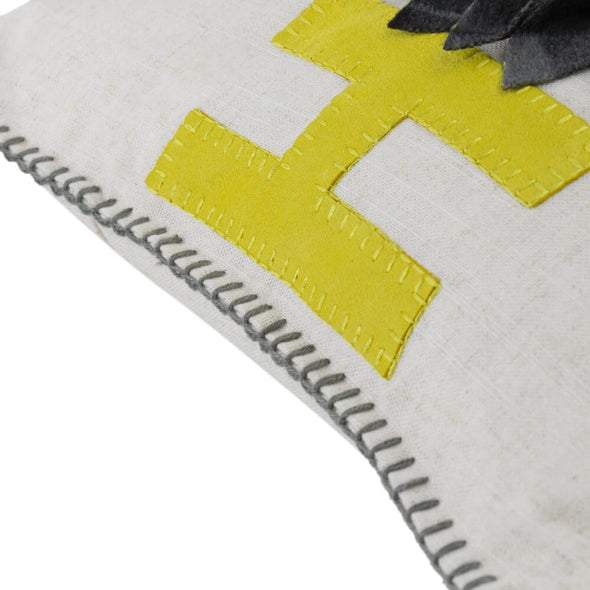 stitched-pillow-edges