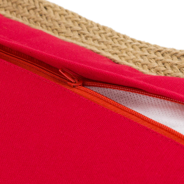 zipper-on-bright-colored-pillow-cases