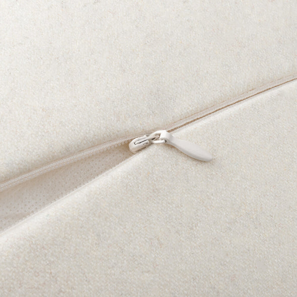 wool-pillow-zipper