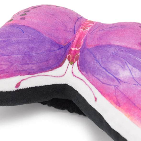 cute-travel-pillow-on-car