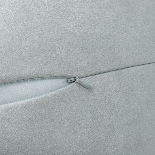 3D-round-grey-pillow-cases