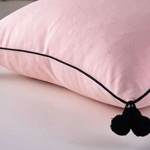 pink-accent-pillows