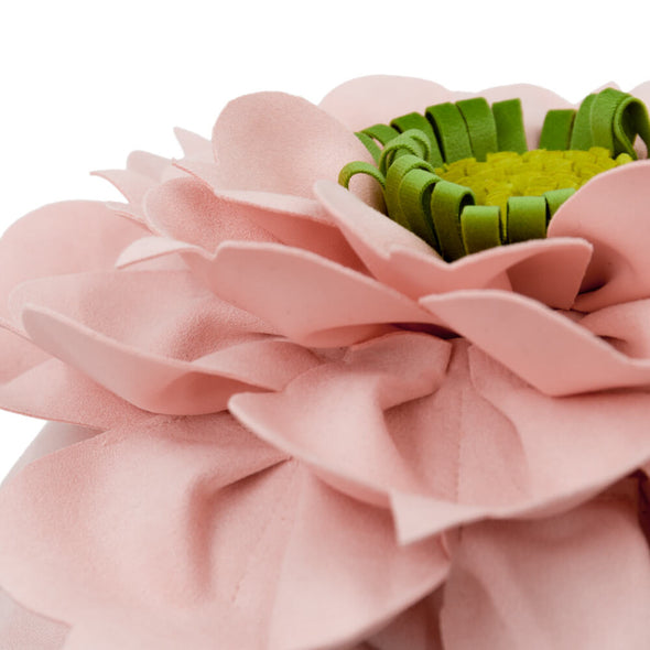 pink-pillows-for-grey-couch