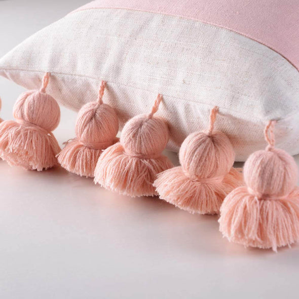 thick-pink-tassel-pillow-case