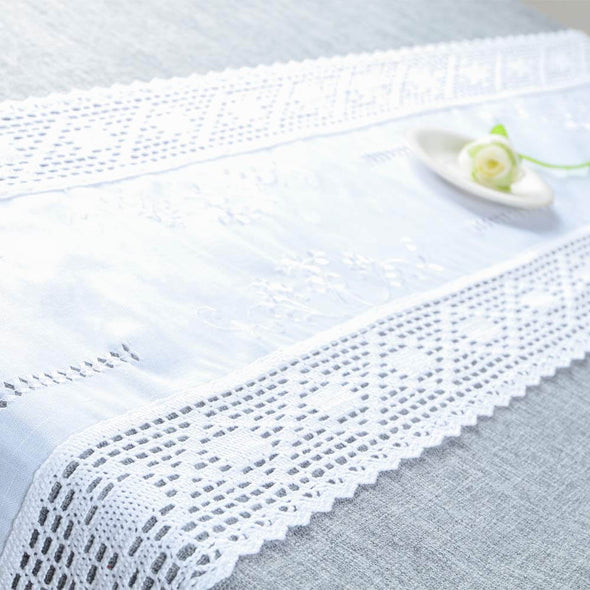 white-embroidered-lace-runners