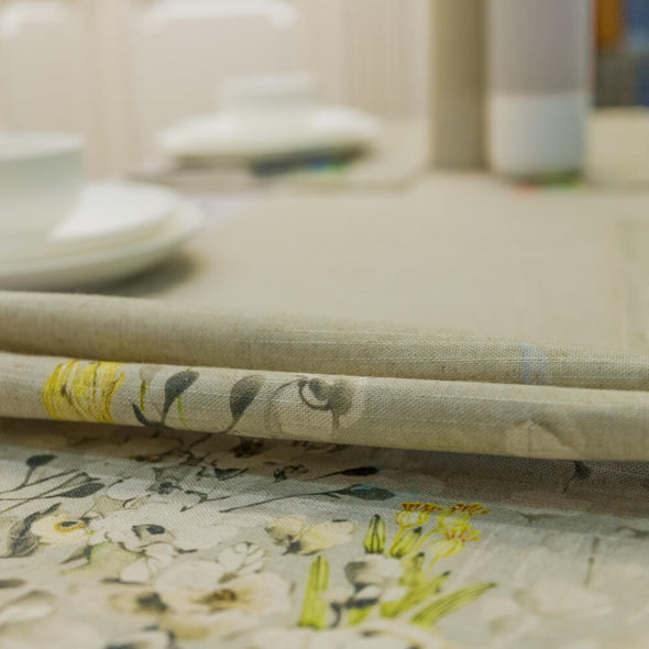 custom-printed-table-runner