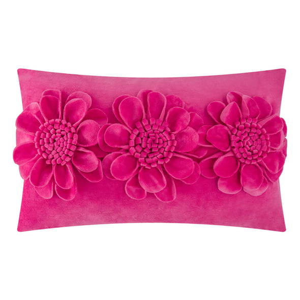 decorative-throw-pillows-on-bed