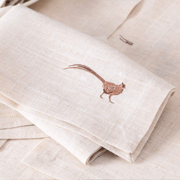 Christmas-table-cloth-decoration