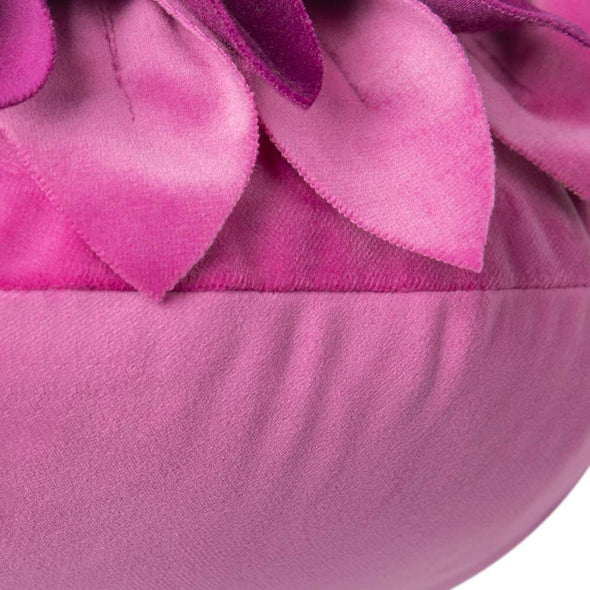 knife-edge-pillow-case