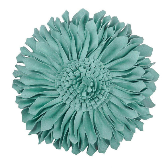 bed-decorative-pillows