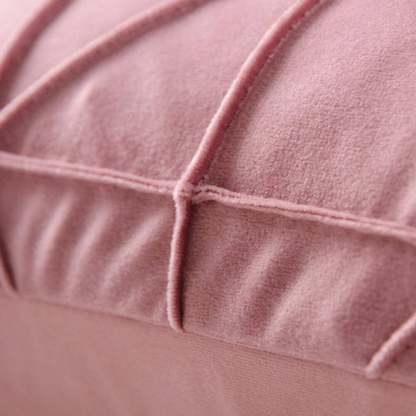 stitching-of-blush-pink-accent-pillows