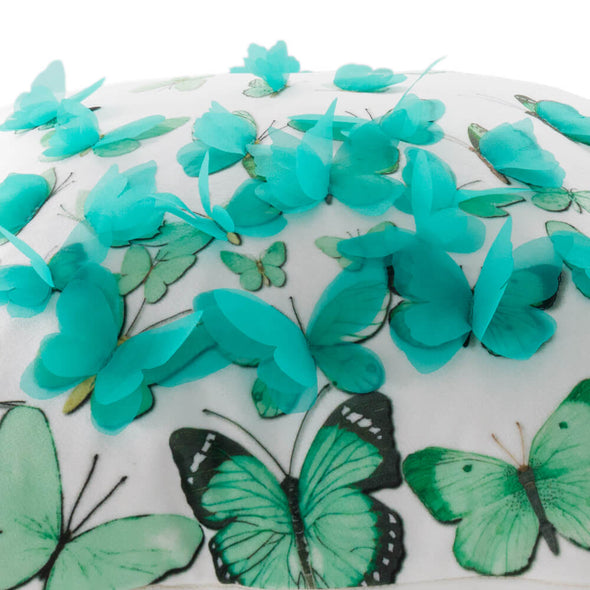 butterfly-print-on-the-pretty-decorative-pillows