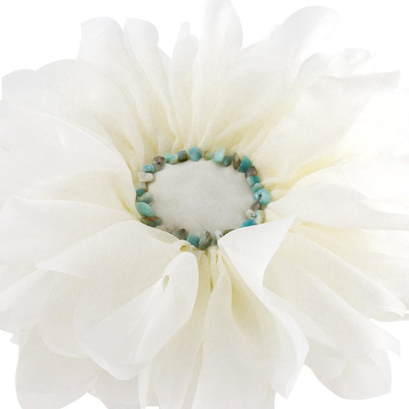 luxurious-throw-pillows-with-stone